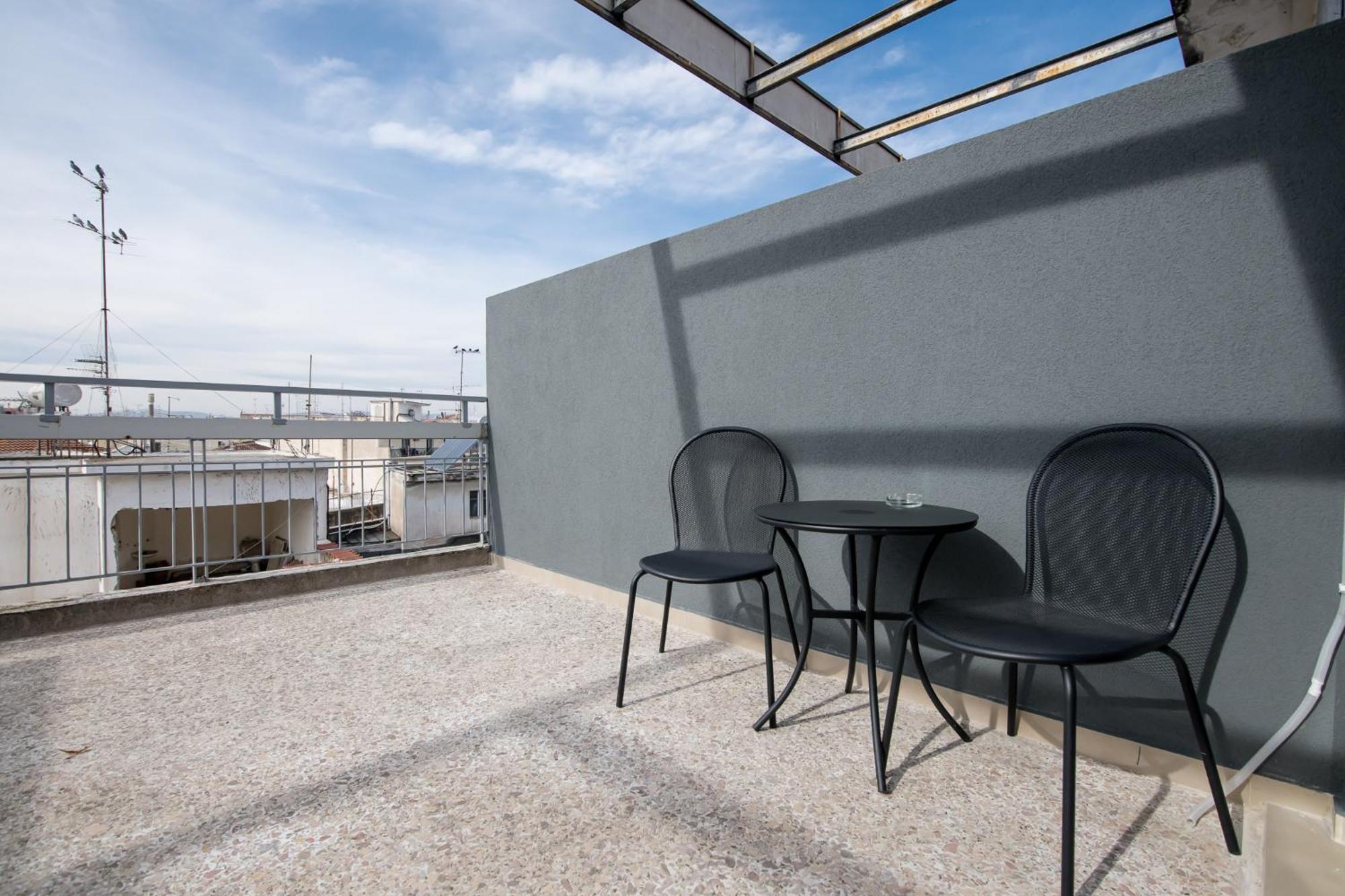 Luxury Central Apartment 6,1 Larissa Exteriör bild
